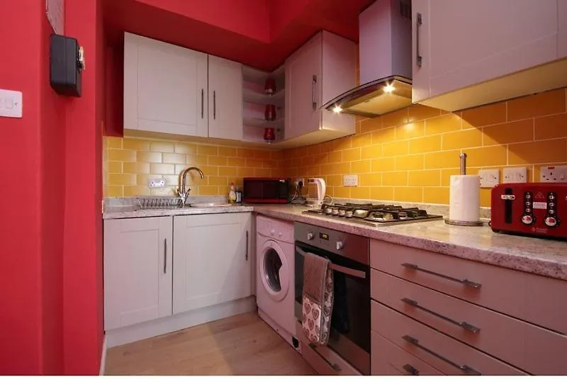Edinburgh Central Drumdryan Ground Floor Aparthotel Storbritannien
